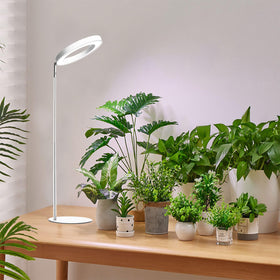 Yadoker 72-LED full-spectrum light panel for indoor plants.