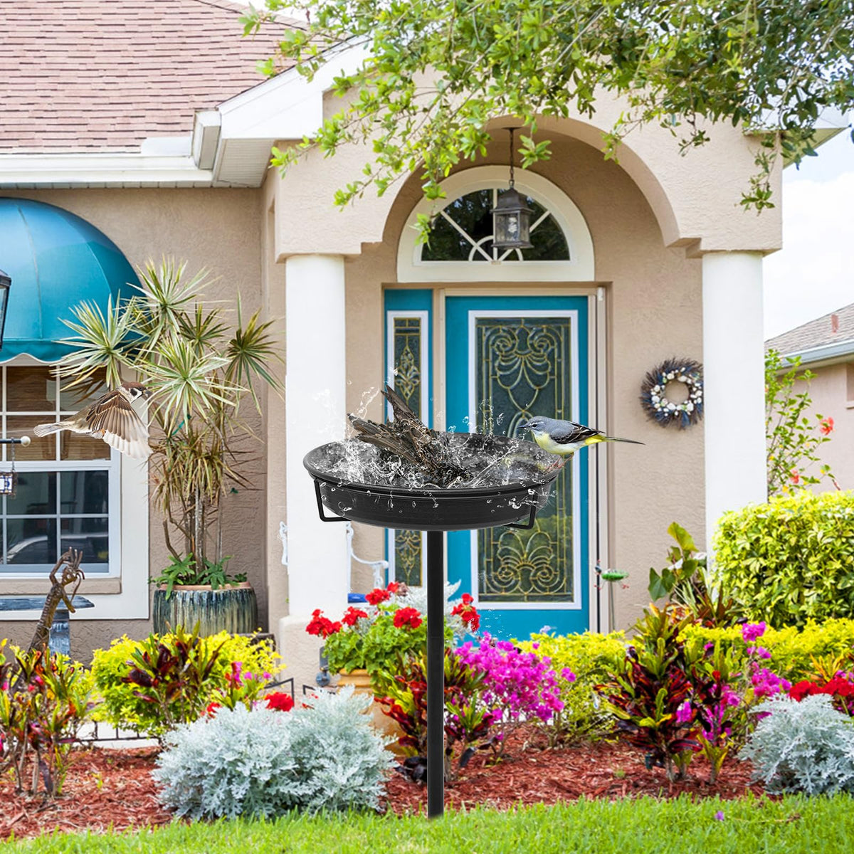YALINKA birdbath—captures birds and adds liveliness to your outdoor space.