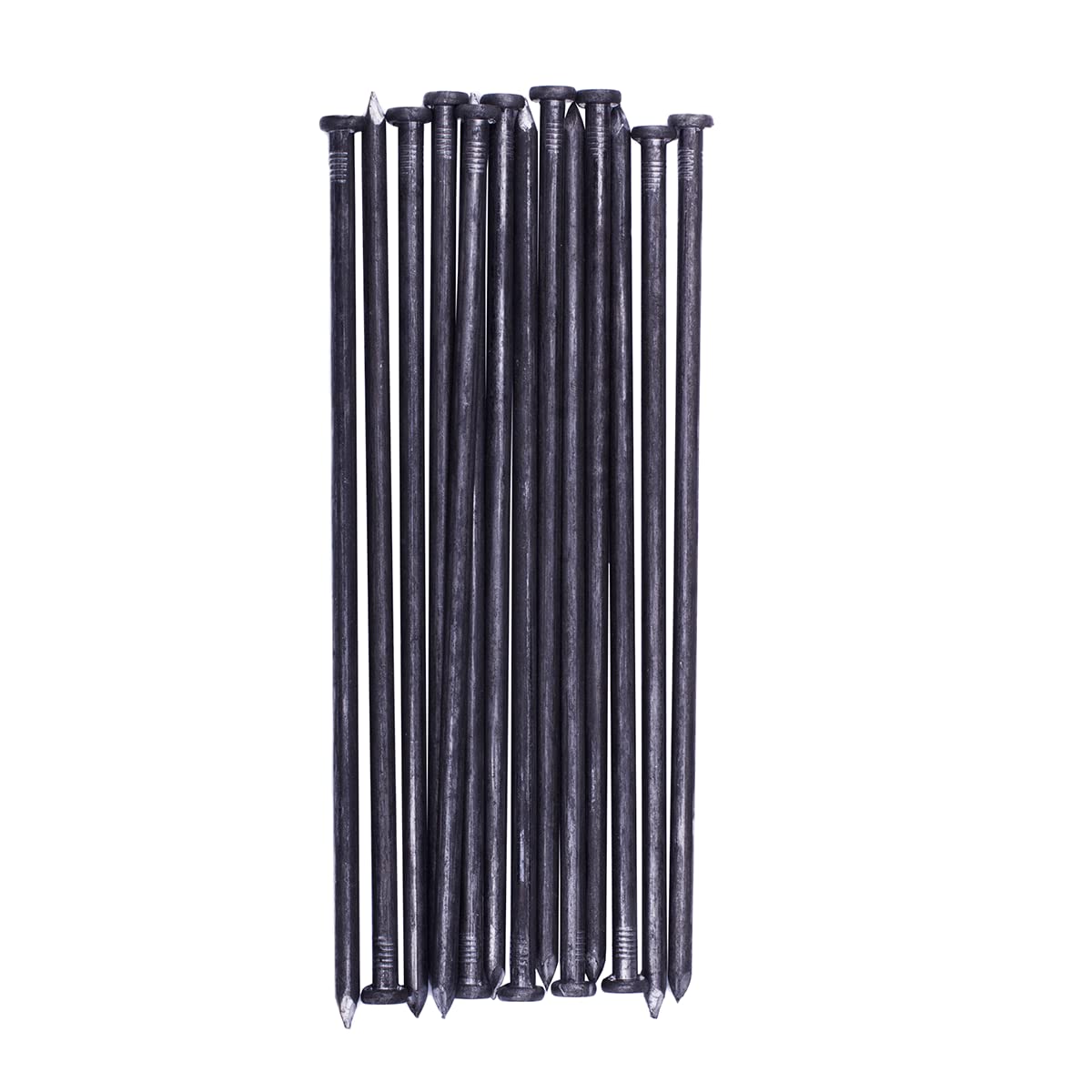 YANEYRIE spikes installation, hammer-friendly, for quick self-anchoring in any soil.