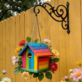 Yaostepqi 8-inch hanging plant bracket supports garden or balcony displays.