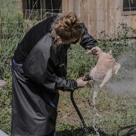 Yardbird 21833 debris collection uses a 5-gallon bucket