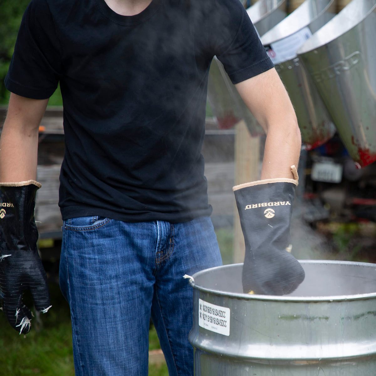 Yardbird insulated inner liner provides heat protection during processing.