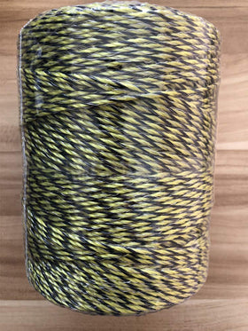 YCFERESY UV-stabilized polymer webbing resists weathering.