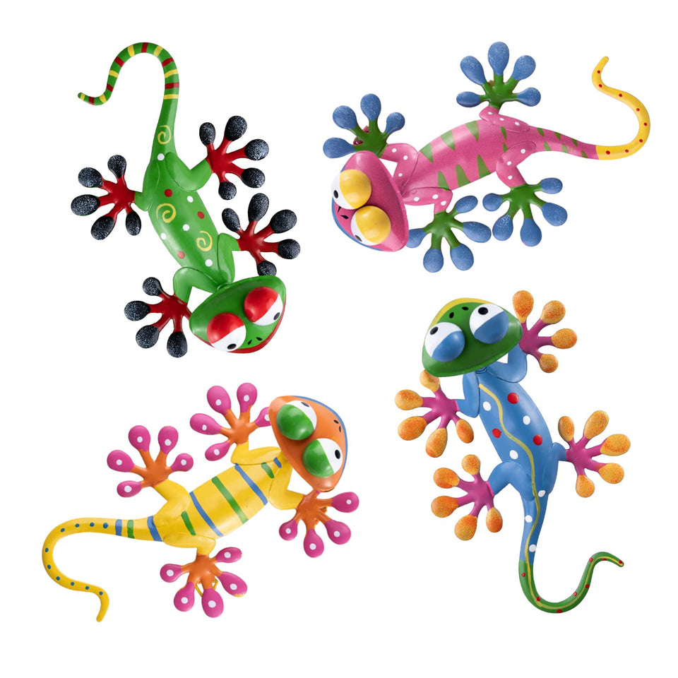 YEAHOME gecko wall art 4-pack on fence adds playful color to outdoor spaces