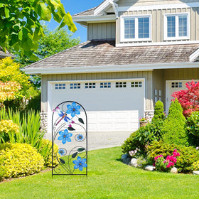 YEAHOME metal yard stake provides sturdy support for climbing plants.