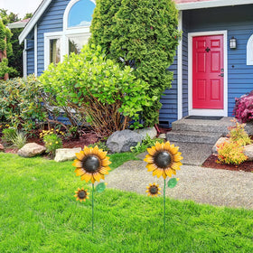 YEAHOME sunflower garden stake features a shaking head for playful movement in breeze.