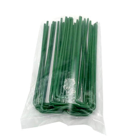 Yeasing green 20-piece set ready for quick, versatile outdoor staking.