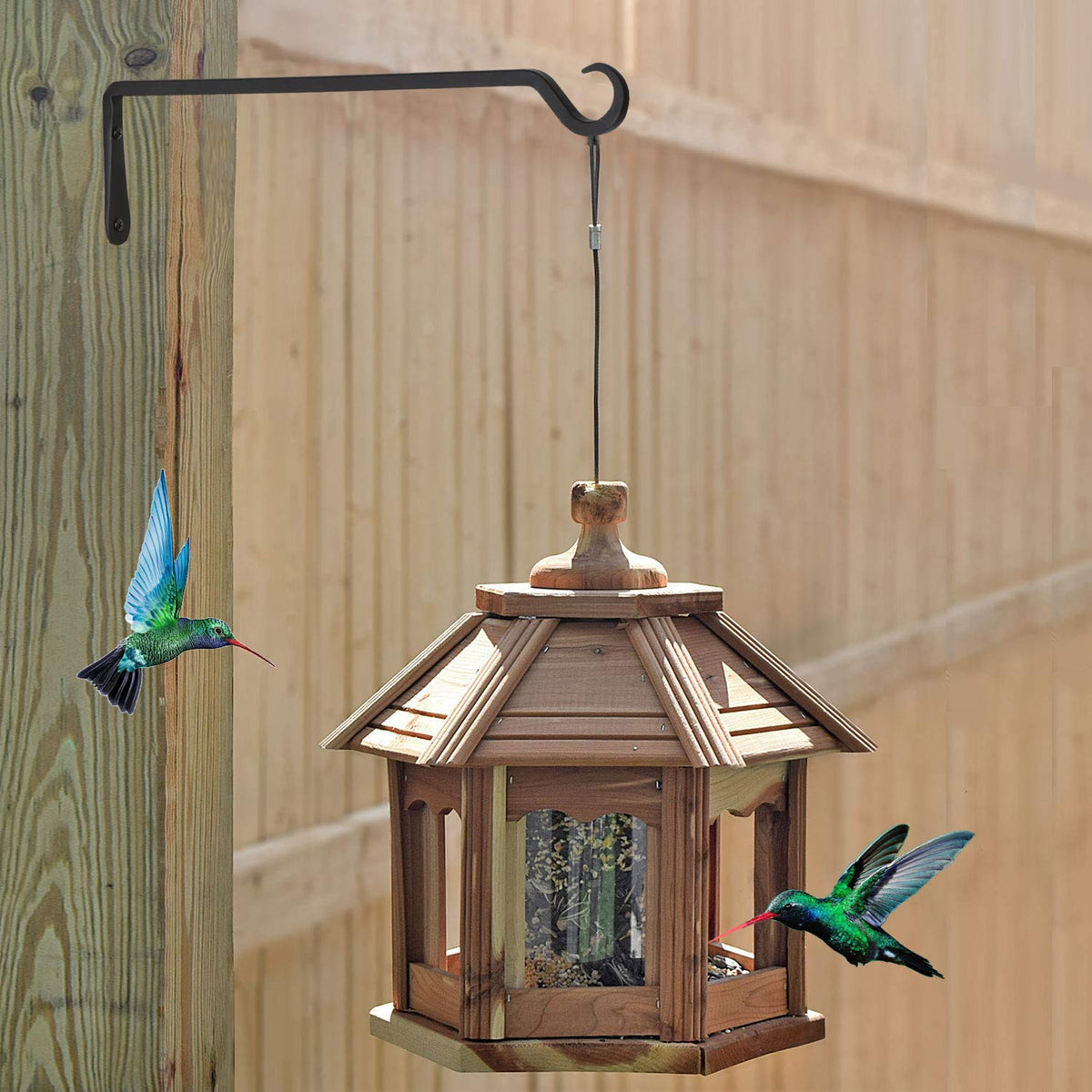 YELOKIE bird feeder hanger ready to attract garden birds.