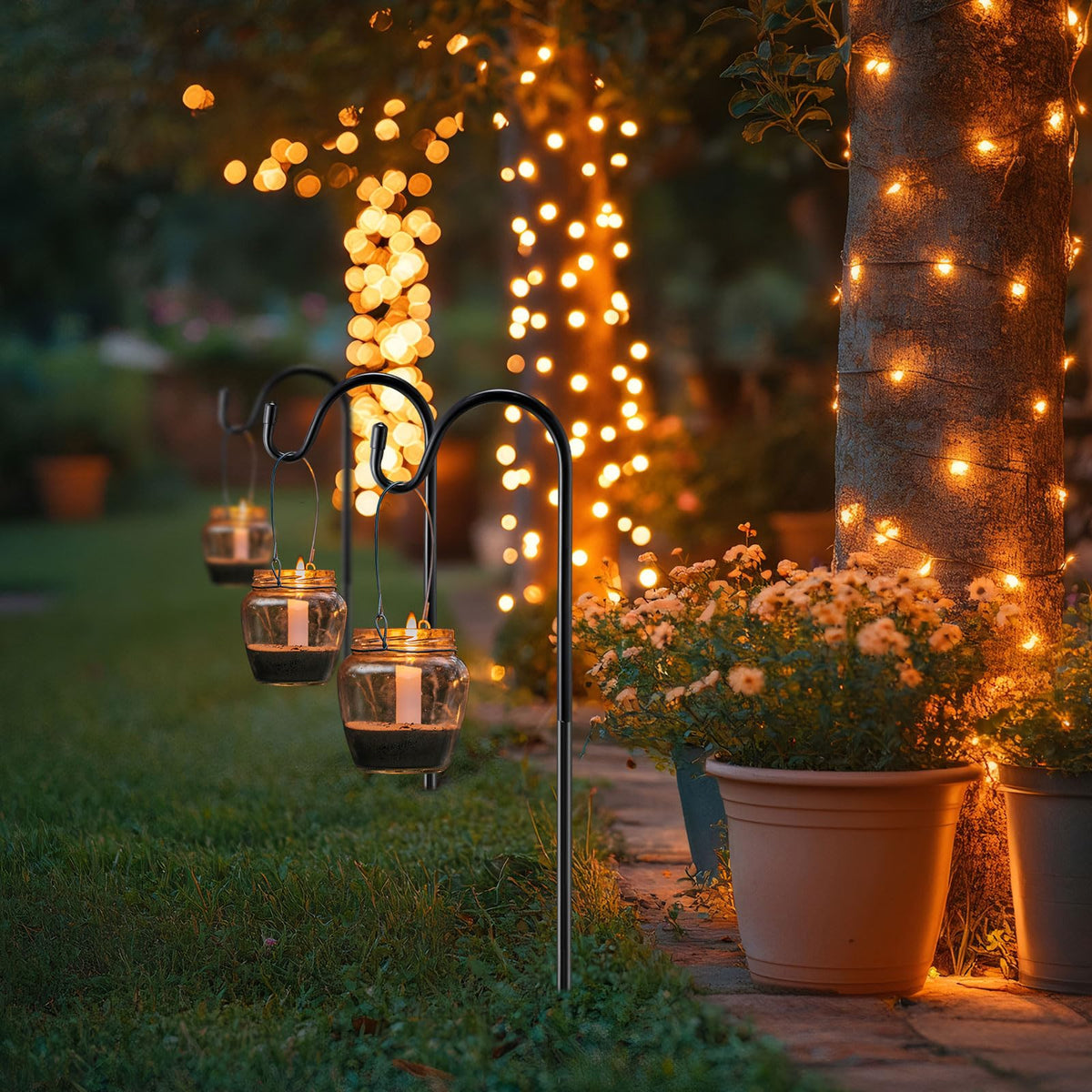 Yetene wedding and event decor hook adds elegant outdoor touch.