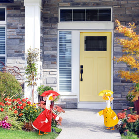 Yeyeplum spring design with vibrant colors for festive porch scenes