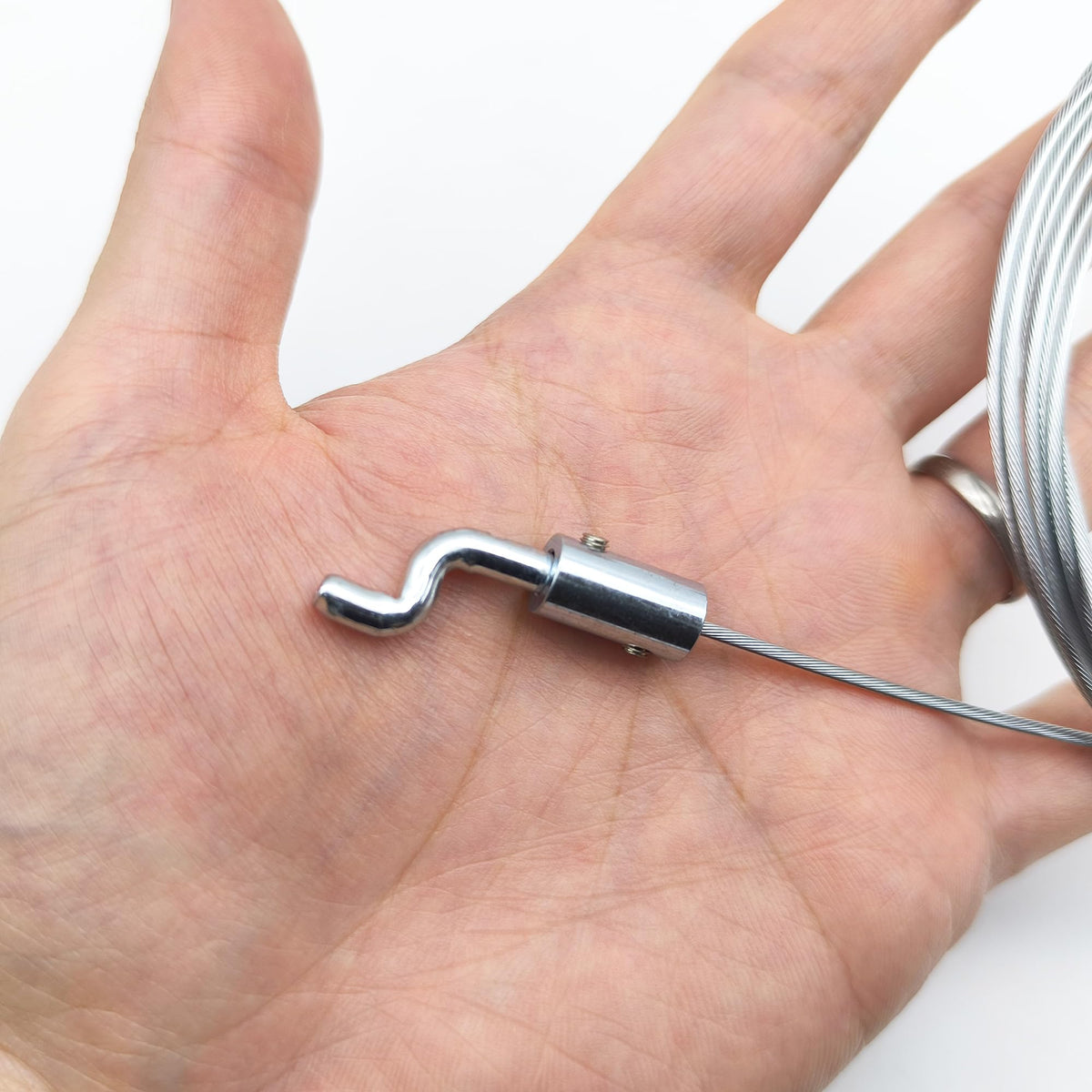 YGQ Z-bend end connector enables quick throttle linkage