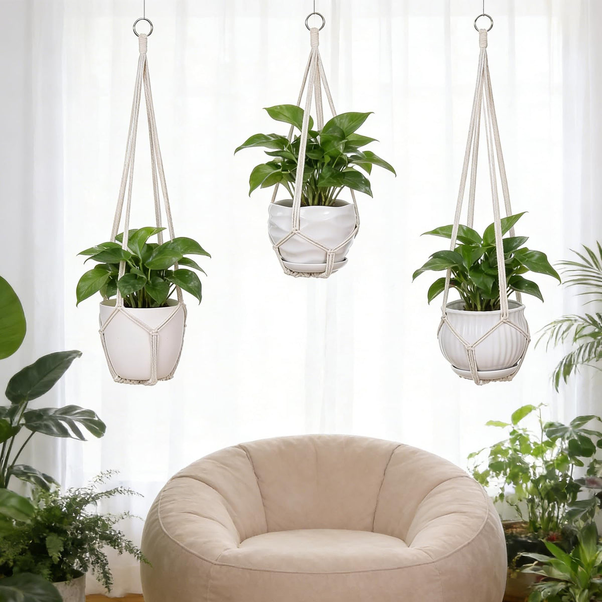YIBOT plant hanger as gift idea for homes