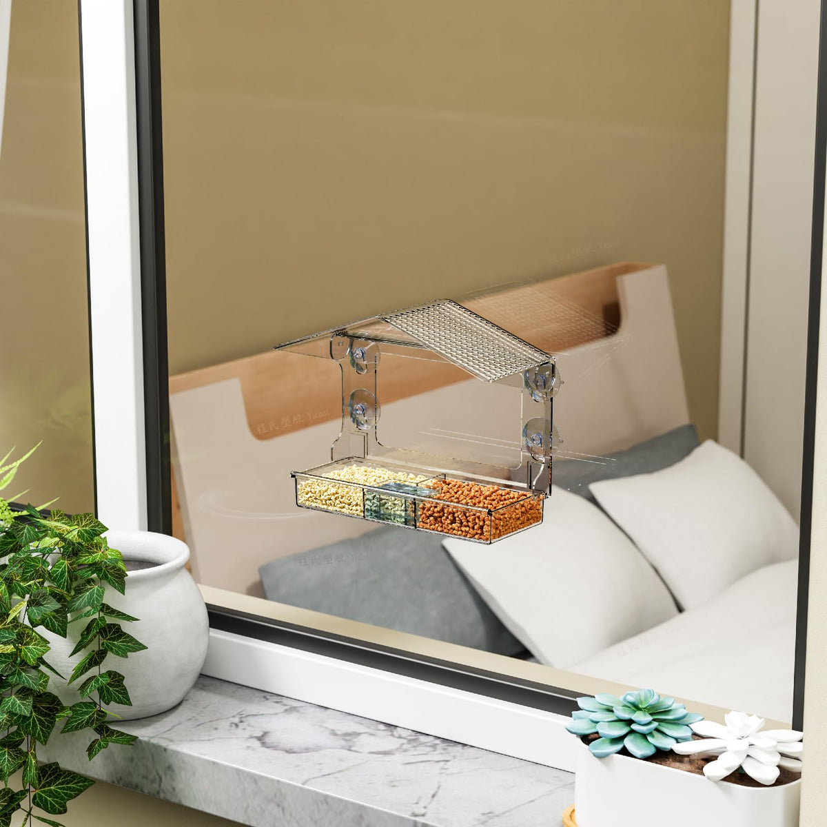 Yieach detachable seed tray design for quick refills and easy cleaning.