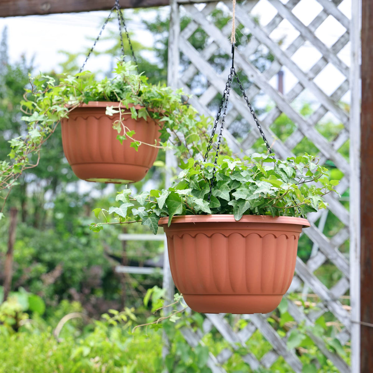 YIKUSH outdoor-friendly design withstands sun and cold for year-round use.
