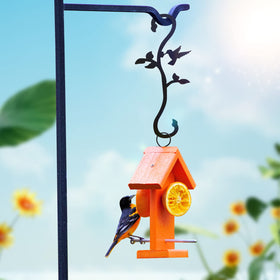 YILONGDA birdhouse-birdbath-hook offers versatile hanging options for summer decor.