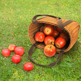 YIMITEE wicker basket promotes kitchen organization and tidy shelves.
