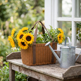 YIMITEE wicker basket supports multipurpose gifting and display.