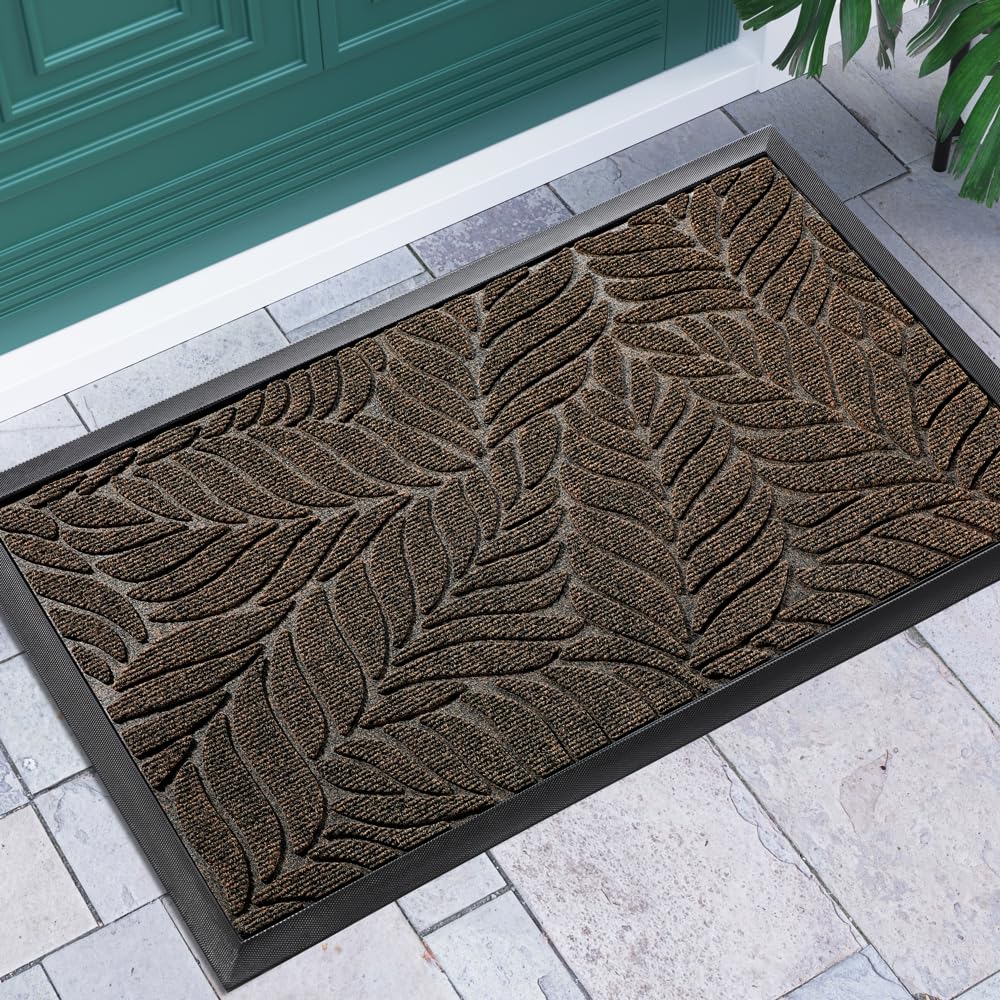 Yimobra leaf-pattern close-up front door mat captures debris at entry