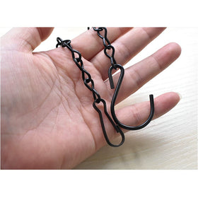 YINGFENG lantern and chalkboard chain enables versatile displays.