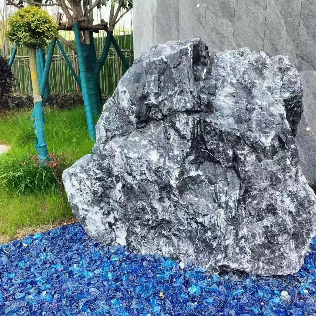 YISZM blue fire glass suitable for aquariums and art projects.