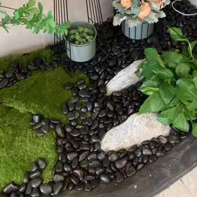 YISZM landscaping decorative pebbles add moisture retention and erosion control.