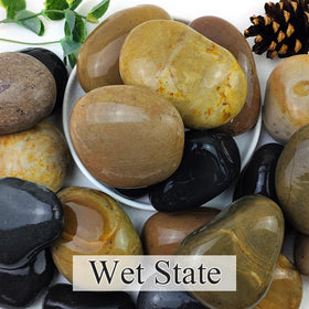 YISZM pebbles look vibrant when wet, perfect for water features and fountains.
