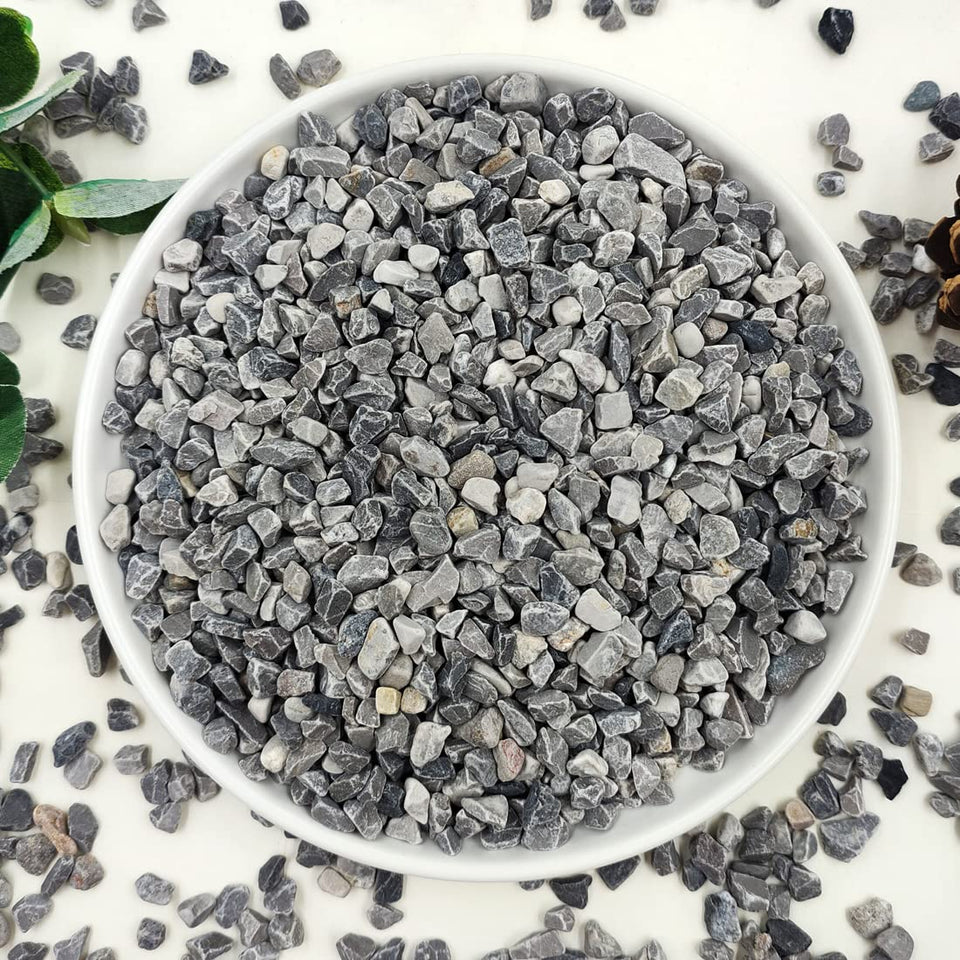 YISZM gray 1-5 inch gravel bag for succulents improves drainage.