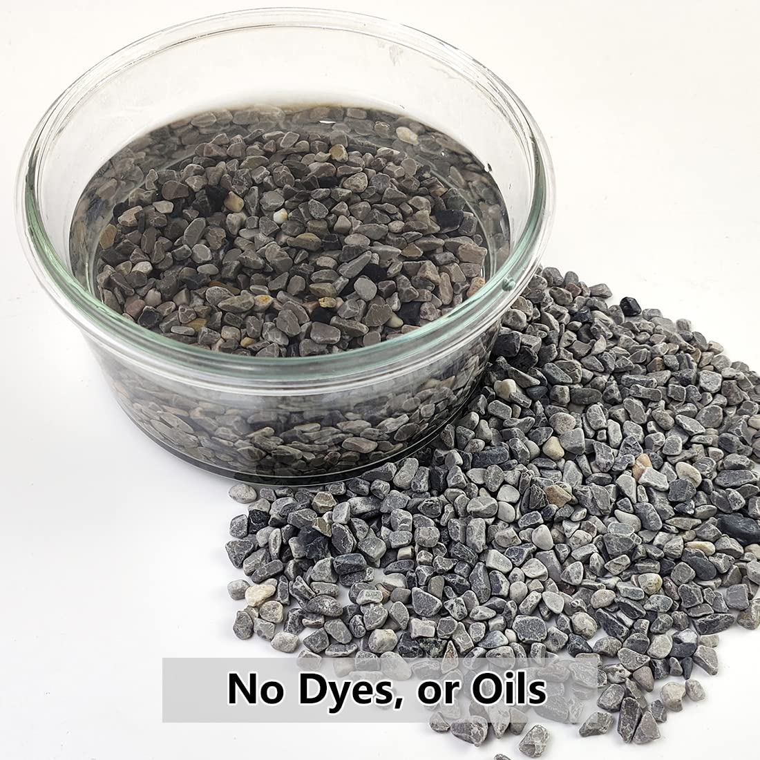 YISZM terrarium gravel creates neat layers and prevents soil clumping.