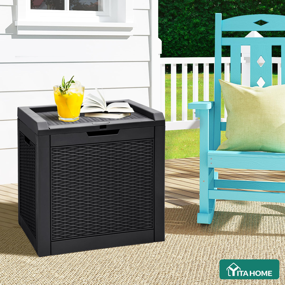 YITAHOME black finish complements modern patios.