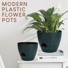 YNNICO green speckle planter with tray for easy care and decor.