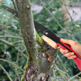 YORXEL limb cutting in camping or garden tasks with this saw.