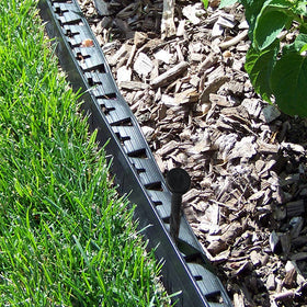 Yowlieu paver edging spikes forming neat borders around stones