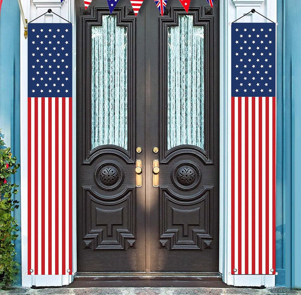 YOYNIIRE Independence banner outdoor view emphasizes weatherproof fabric for durable patriotic display