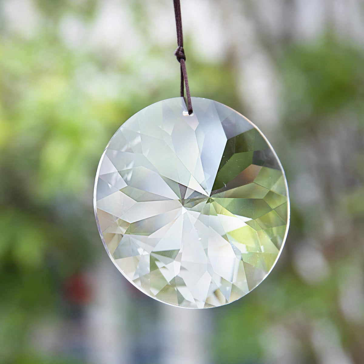 YU FENG Bauhinia gift box packaging showcases premium crystal décor gift idea