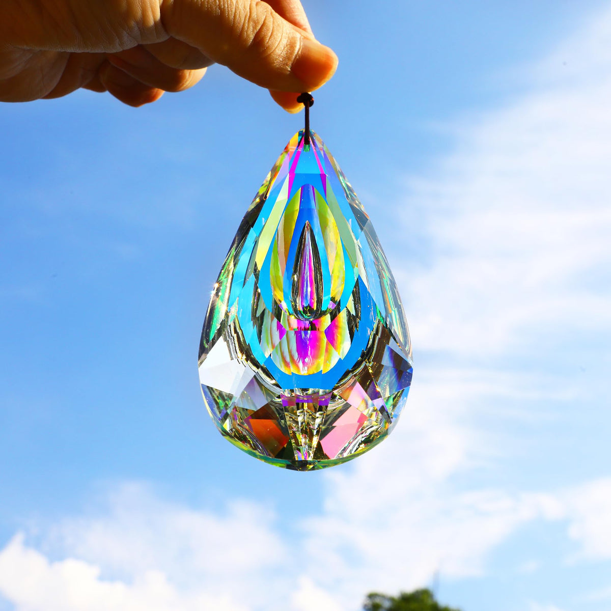 YU FENG large 120mm suncatcher for vibrant wall colors.
