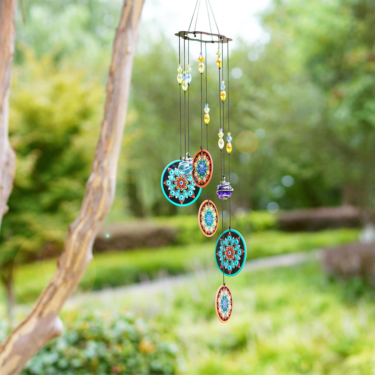 Yu Feng wind chimes metal flower panel chime with crystal beads for visual appeal.