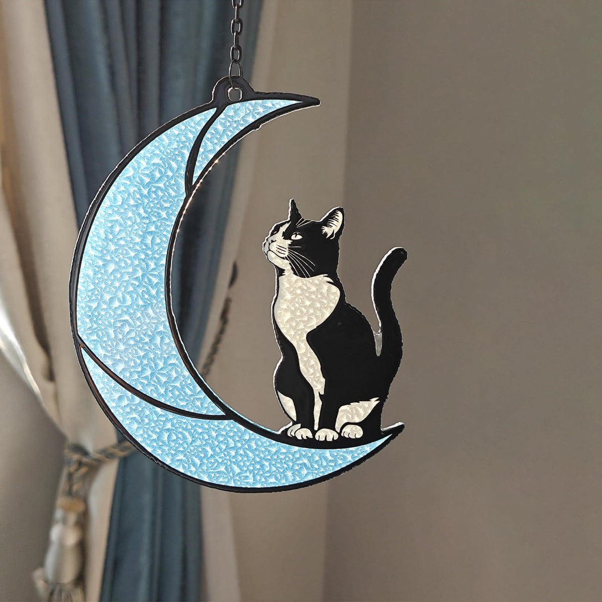 YULAIKUAI cat moon suncatcher side view showcases durable glass and elegant silhouette for year-round decor.