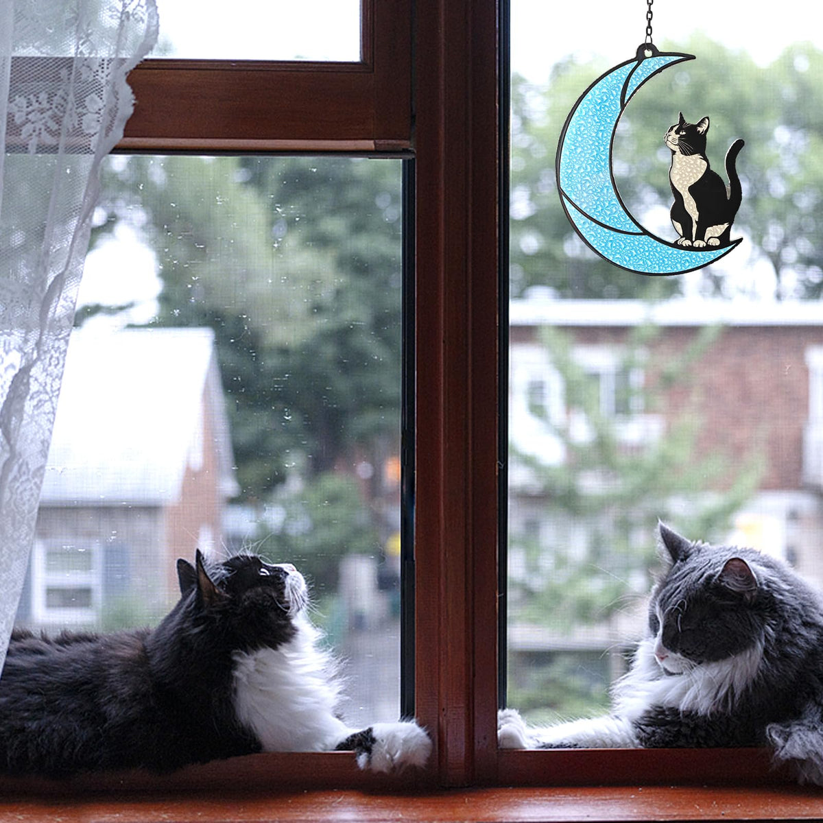 YULAIKUAI cat moon suncatcher window hang demonstrates easy indoor display.