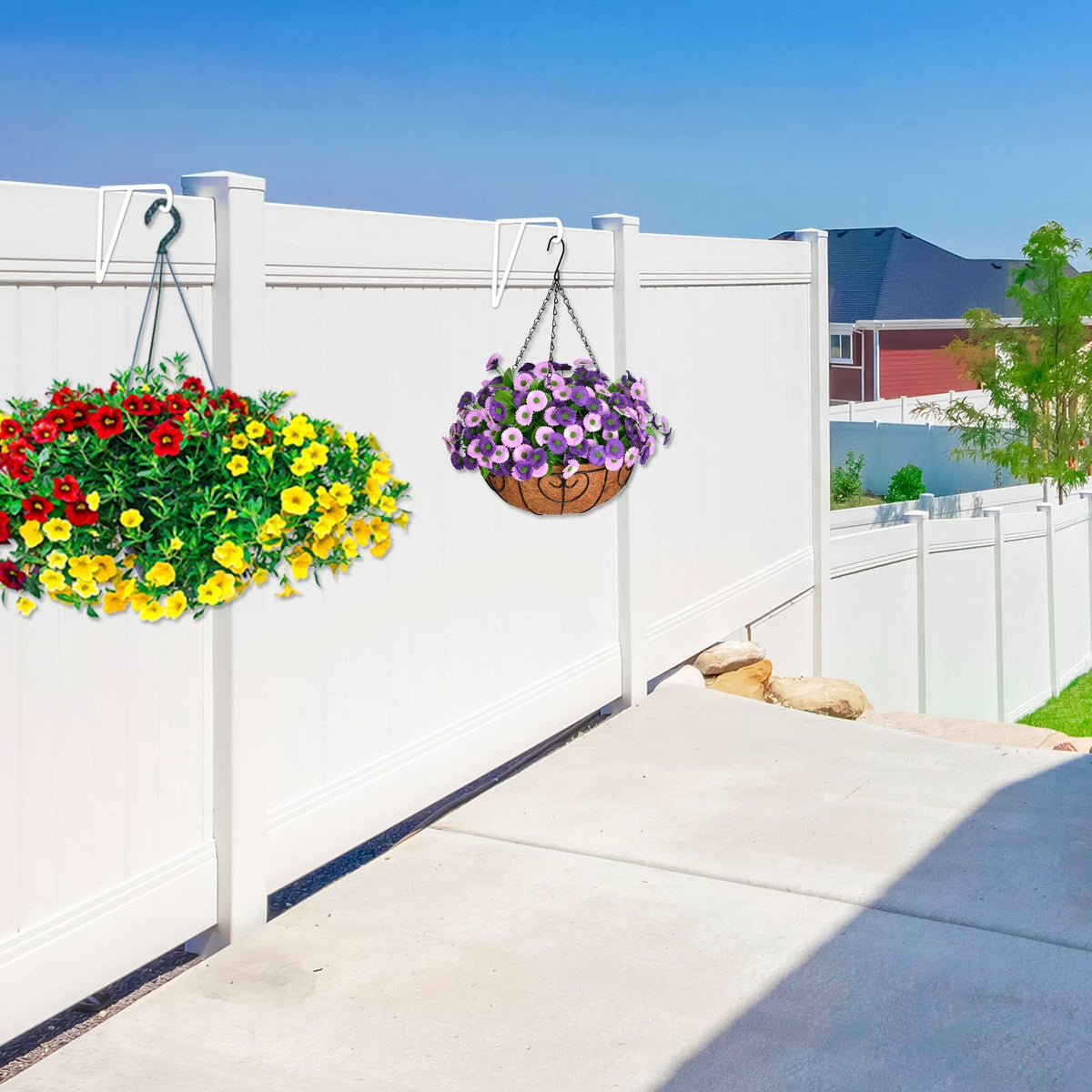 Zacool fence hook with a 2.5-inch opening for versatile items