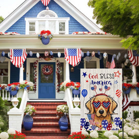 ZAEW wood-style patriotic flag showcases vivid balloons for seasonal décor.