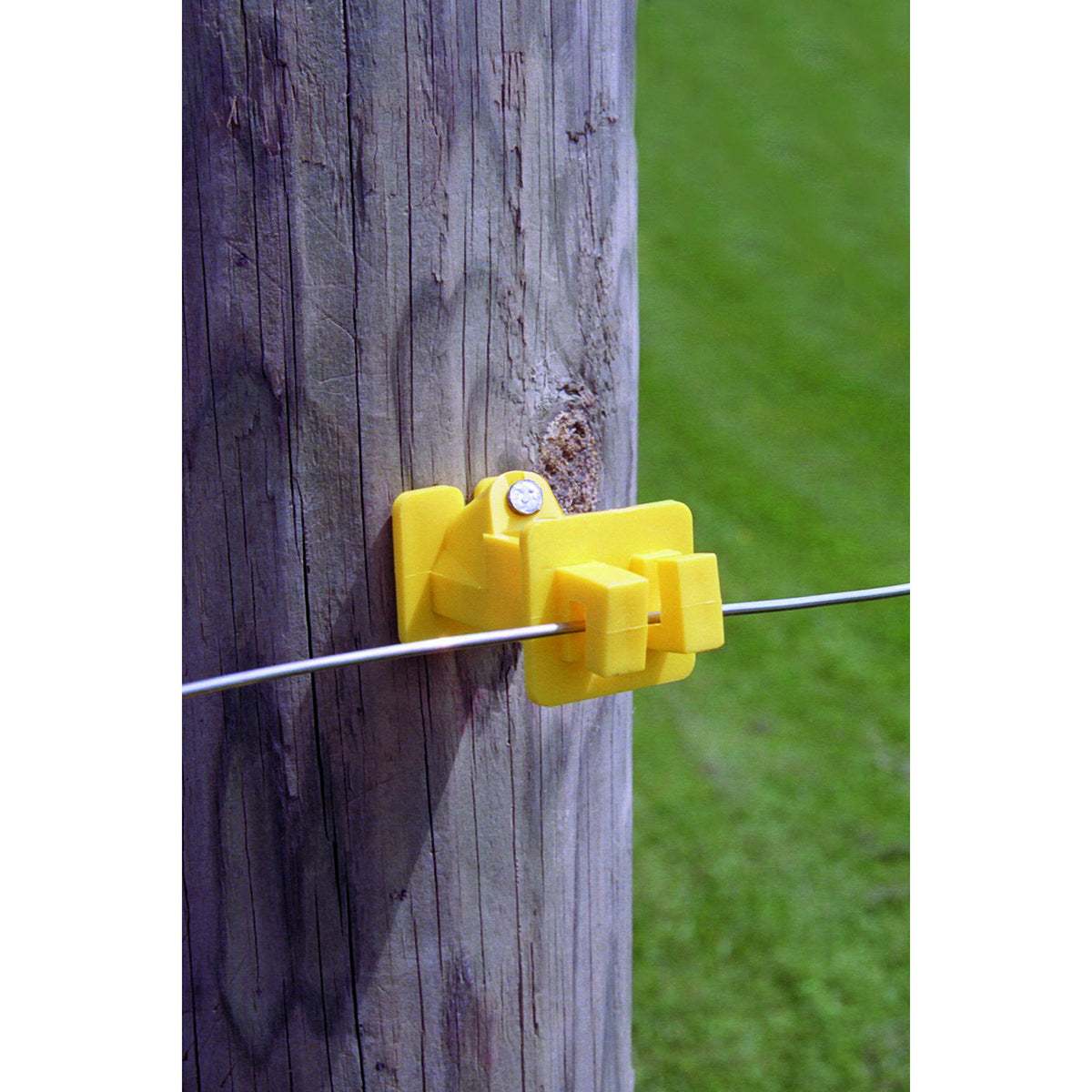 Nails included for quick installation of Zareba insulators.