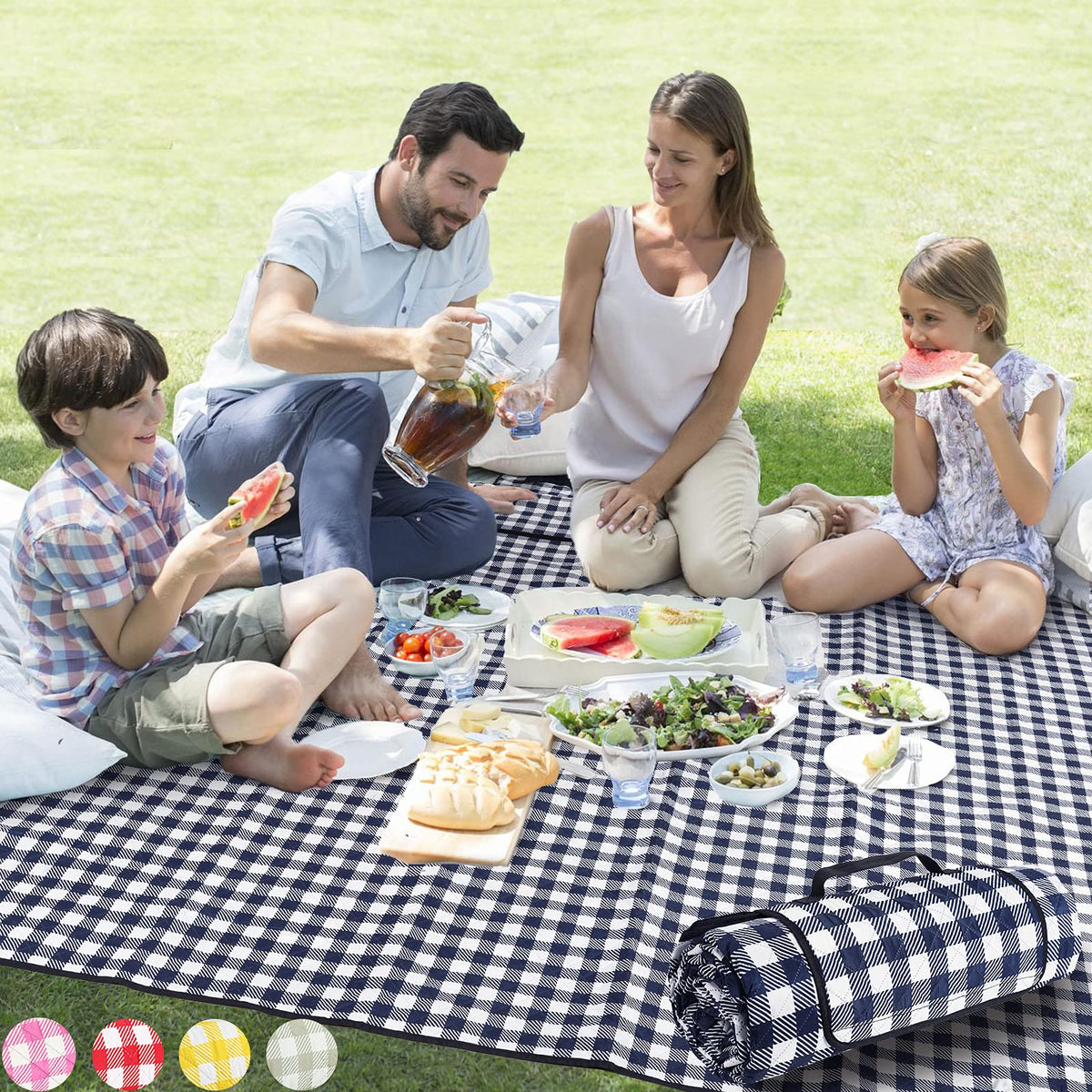 ZAZE picnic blanket oversized 80x80 for group gatherings and pets.