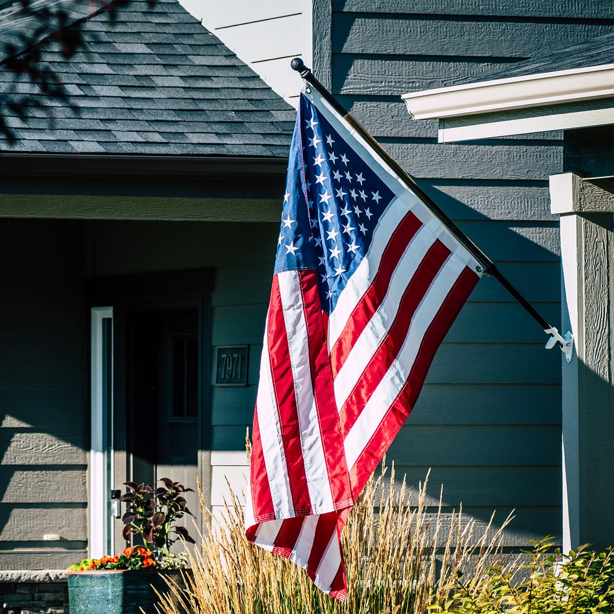 ZEKVY 2x3 flag brass grommets provide secure mounting for quick outdoor setup