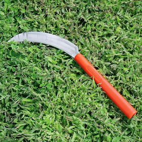 Zenport K208P harvest sickle efficient for lavender harvesting with gentle cuts.