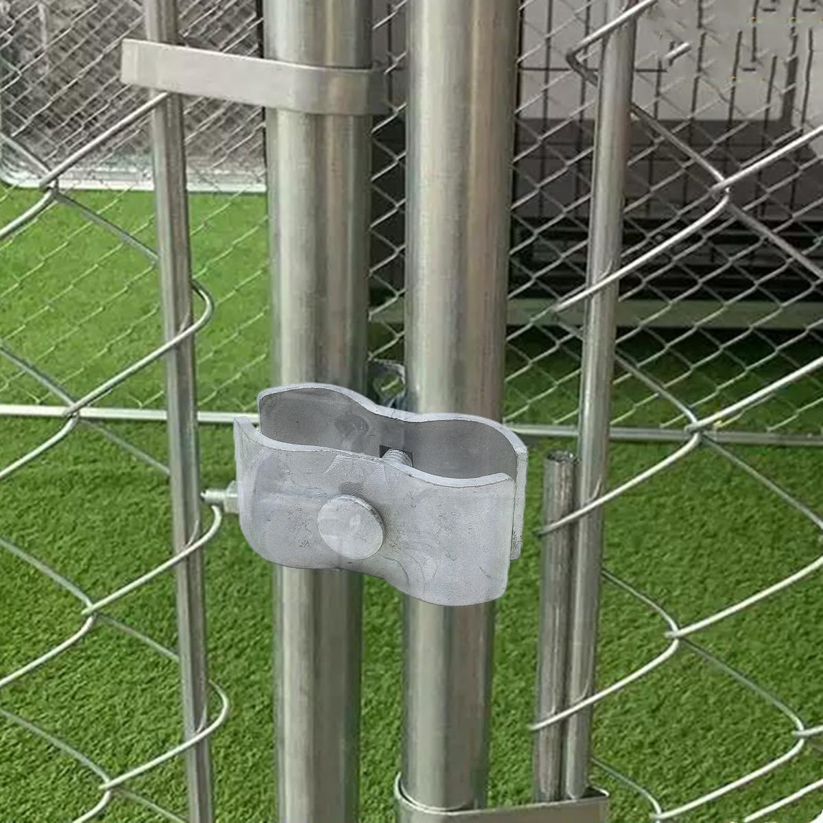 Zentriqlla clamp pack ready for quick fence projects.