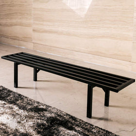 Zhongma stand base design provides stable support for various plant sizes