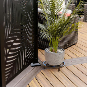 Zhongma plant stand supports heavy pots securely with low-profile design.