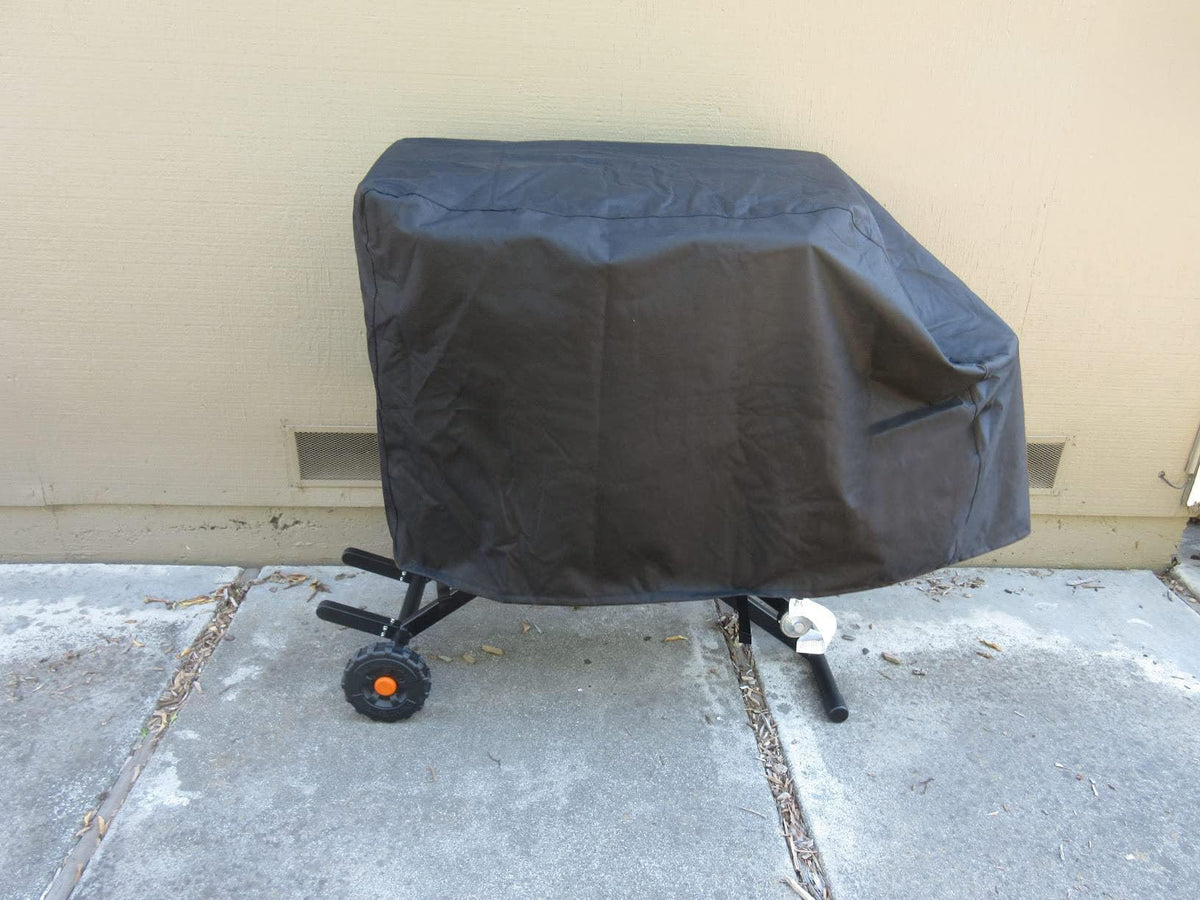 Durable 600D polyester provides long-lasting protection for your grill.