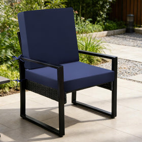Zonamat machine-washable cover allows easy cleaning.