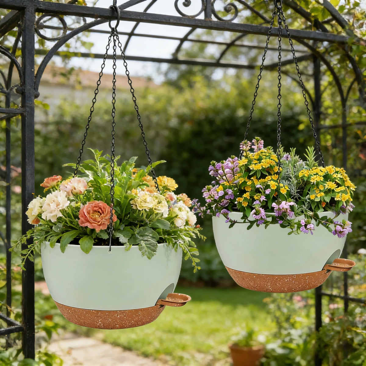 Zople heavy-duty adjustable hanging chain provides secure indoor or outdoor display.